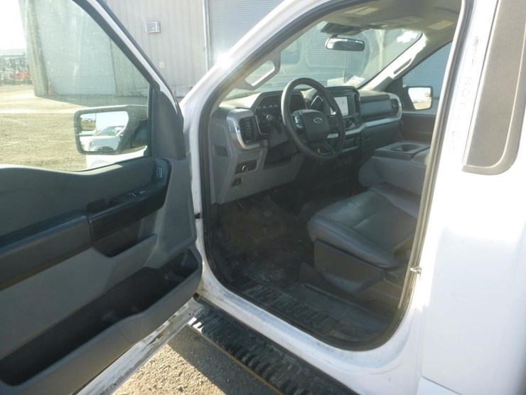 2021-ford-f150-image-6
