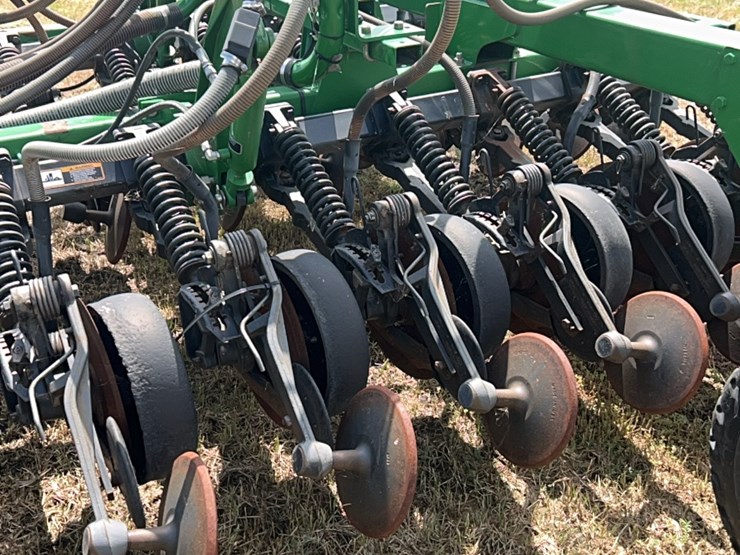 john-deere-1890-image-211