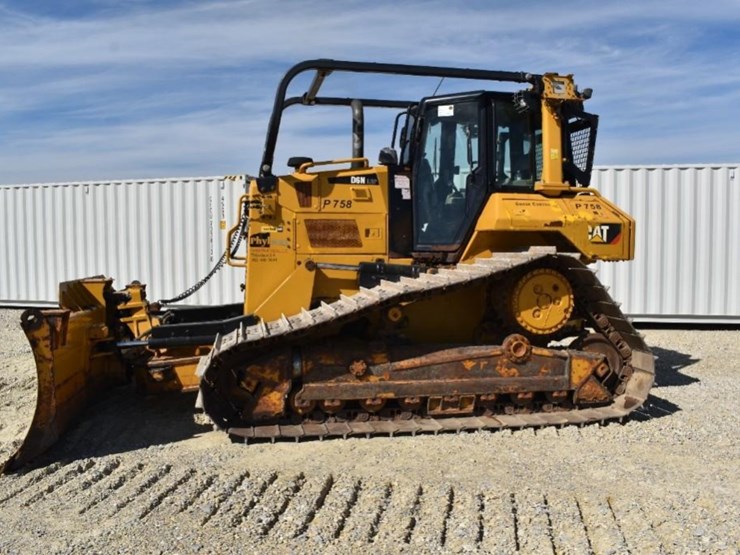 2020-caterpillar-d6n-lgp-image-48