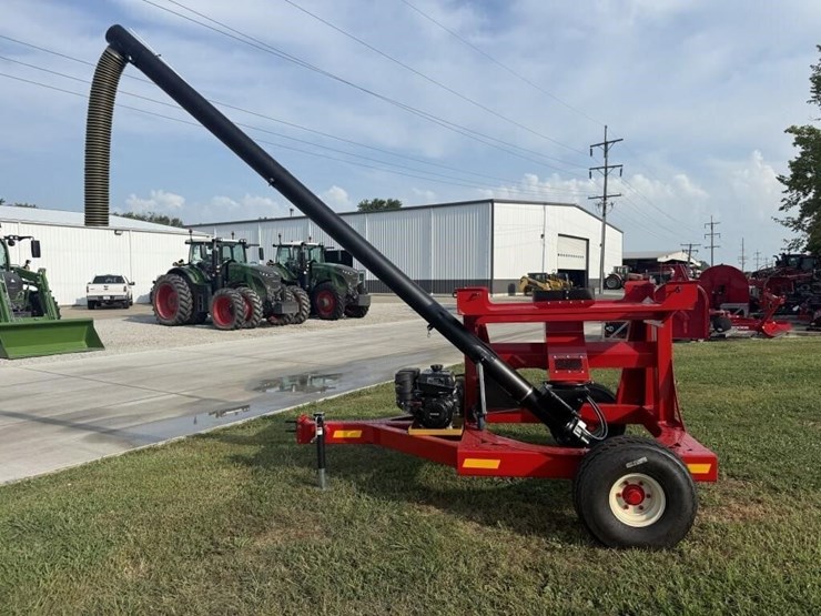 we-are-your-ez-trail-dealer.-image-3