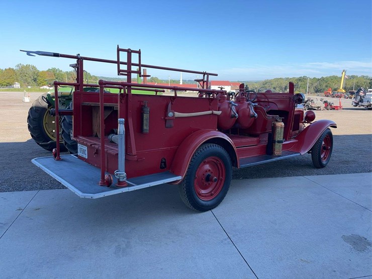 1931-chevrolet-fire-truck-image-3