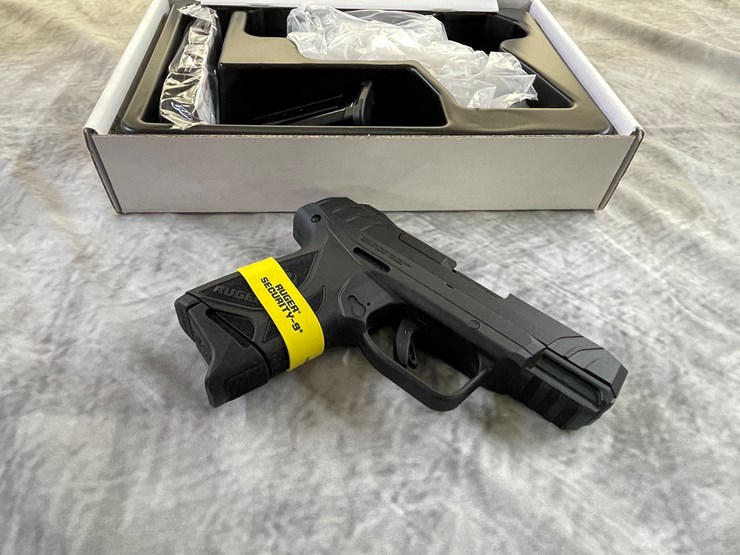 #4017-•-ruger-security-9-compact,-sn:-388-27245-image-3