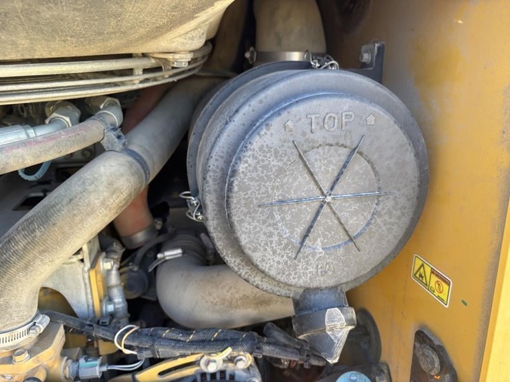 2016-caterpillar-299d2-xhp-image-35