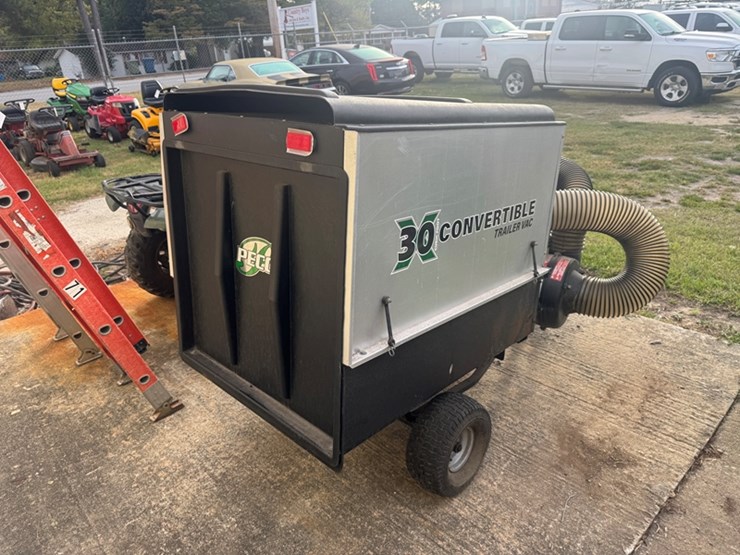 peco-x30-trailer-pull-leaf-vacuum-image-3