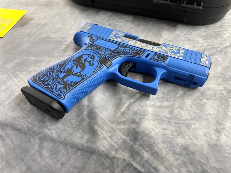 #4012-•-glock-43x-gen-5-horse-edition,-sn:-akxg264-image-10