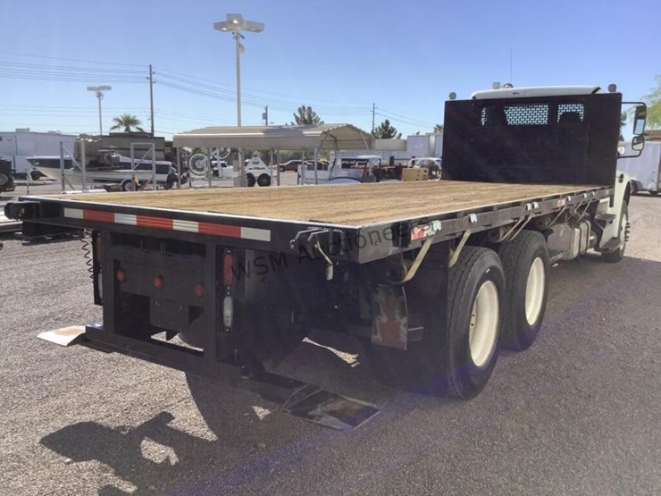 2012-freightliner-m2-f/b-image-5