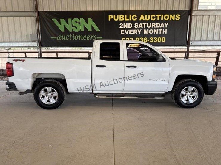 2015-chevrolet-silverado-1500-image-1