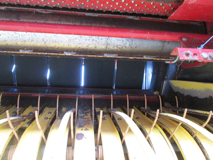 new-holland-664-image-26