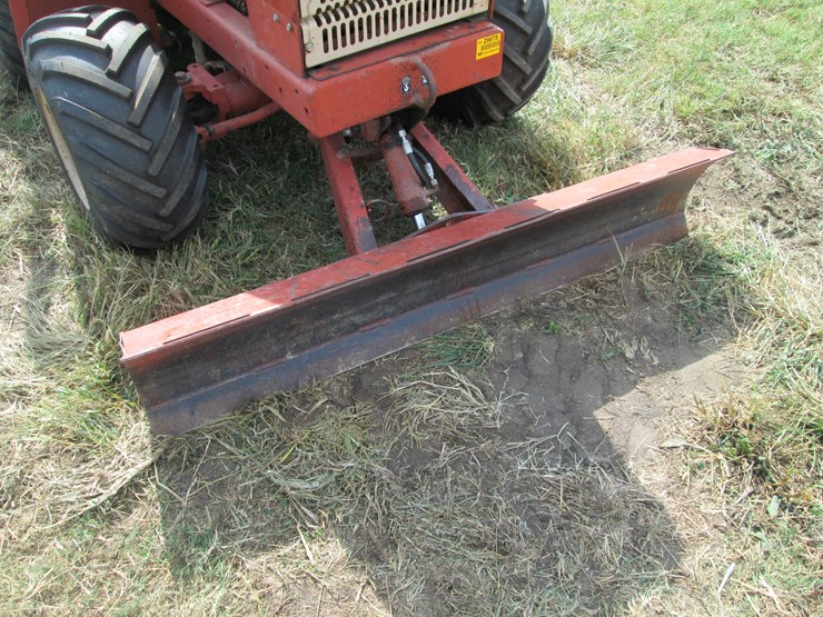2004-ditch-witch-3700-image-17