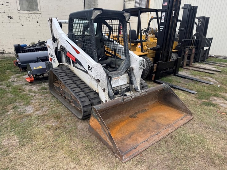 2019-bobcat-t595-image-2
