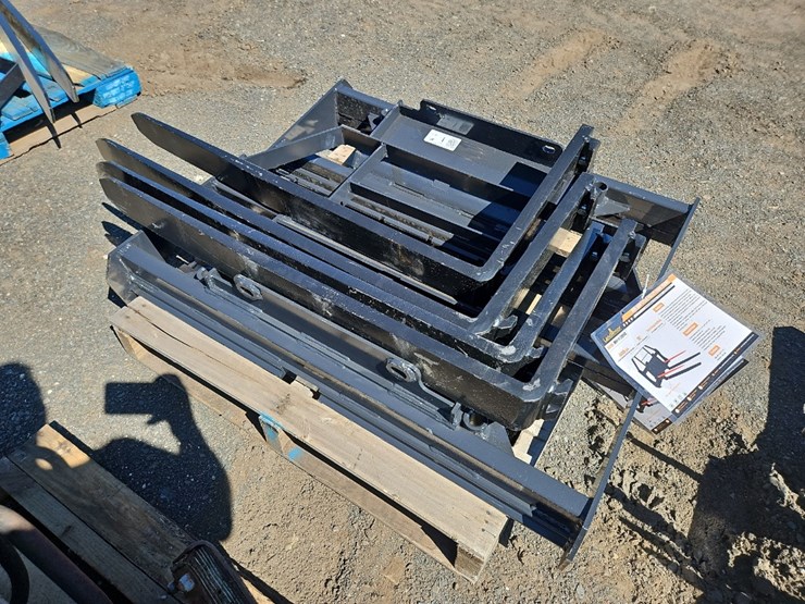 (2)-landhonor-42"-forks-image-3