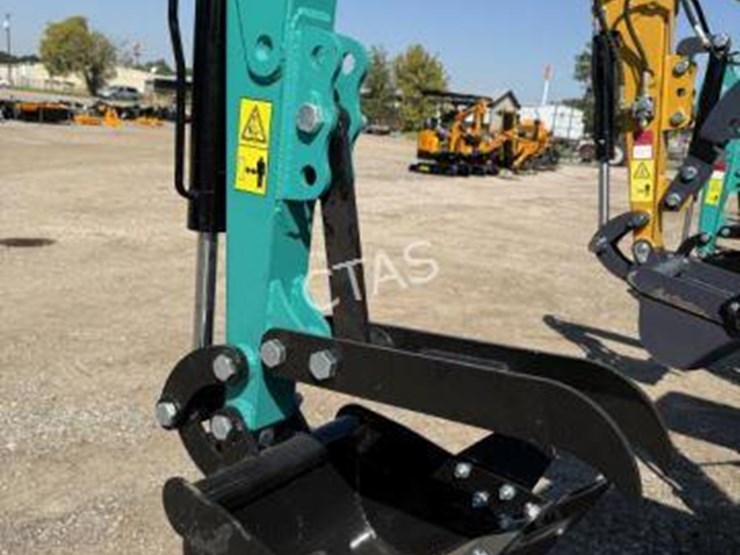 #86-•-mini-excavator---gas---model:-h15r-image-7