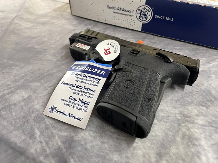 #4019-•-smith-&-wesson-equalizer-with-laser,-sn:-ekf7367-image-3
