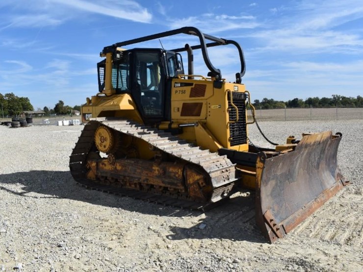 2020-caterpillar-d6n-lgp-image-82