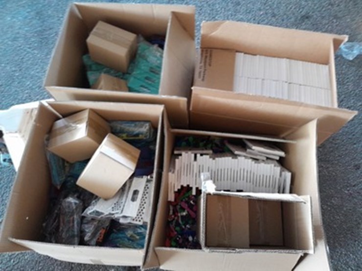 lot#-775-miscellaneous-items-image-5