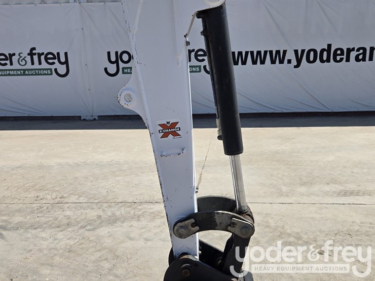 2021-bobcat-e35-image-25