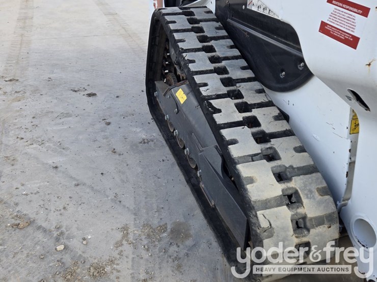 2022-bobcat-t64-image-21
