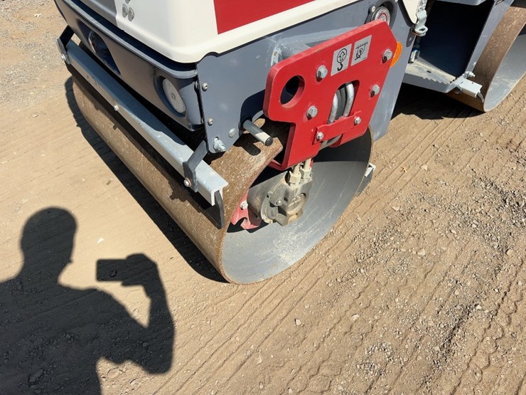 2019-dynapac-cc900g-image-9