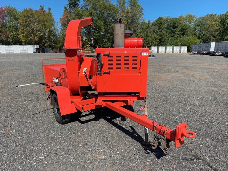 eeger-beever-tow-behind-wood-chipper-image-7