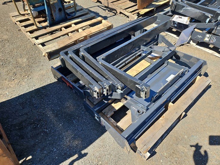 (2)-landhonor-42"-forks-image-2