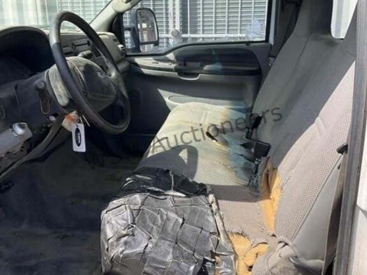 2007-ford-f450-image-22