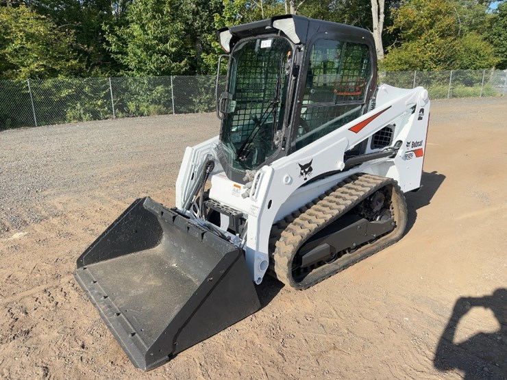 2017-bobcat-t450-image-1