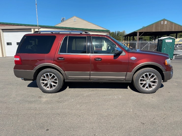 2015-ford-expedition-image-6