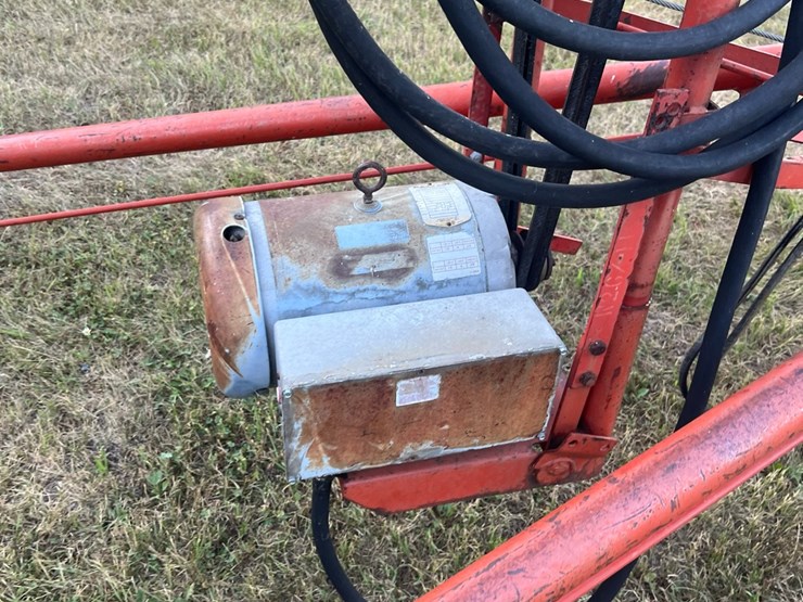 westfield-8-x-35-auger-with-220-electric-motor-image-7