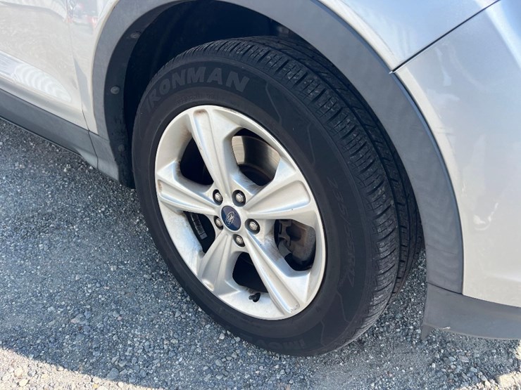 2014-ford-escape-image-15