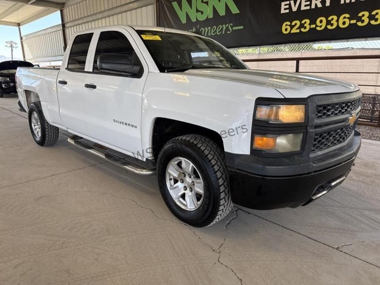 2015-chevrolet-silverado-1500-image-2