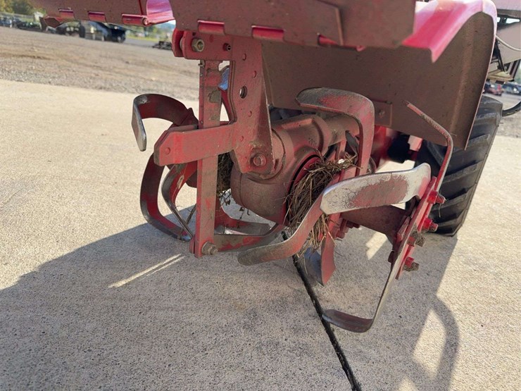 troybilt-walk-behind-rototiller-image-7