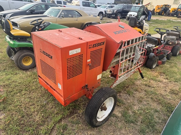 multiquip-essick-towable-concrete-mixer-model-em-70-image-3