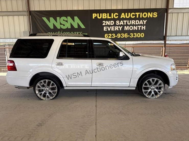 2016-ford-expedition-image-1
