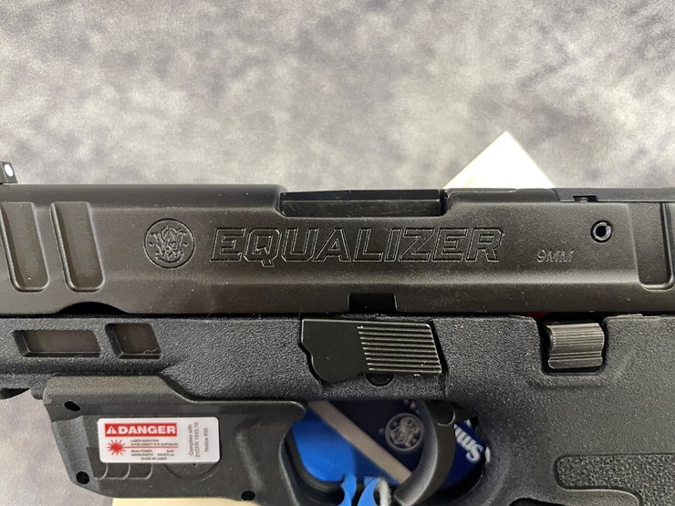 #4018-•-smith-&-wesson-equalizer-with-laser,-sn:-ekf5103-image-11