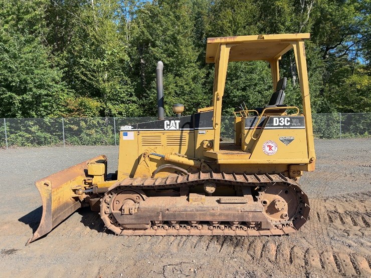 1996-caterpillar-d3c-xl-image-2
