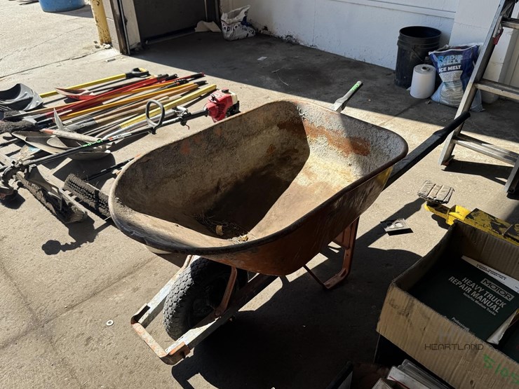 wheelbarrow-wheelbarrow-image-2
