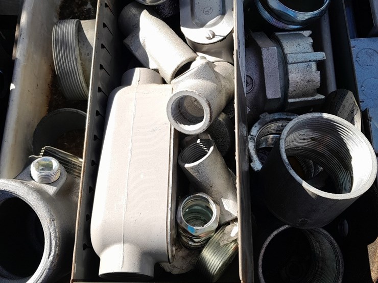 lot#-118-miscellaneous-electrical-fittings-image-6