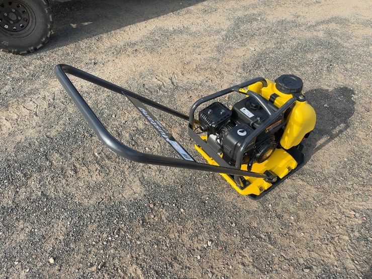 mustang-lf-88d-plate-compactor-image-3