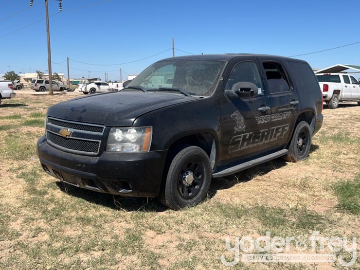 2012-chevrolet-tahoe-image-1
