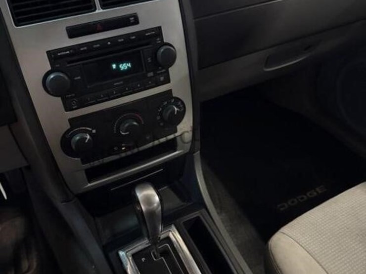 2007-dodge-charger-sdn-image-23