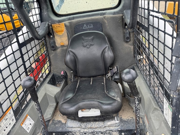 2019-bobcat-t595-image-5