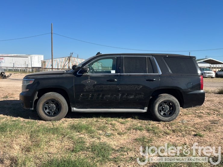 2015-chevrolet-tahoe-image-2