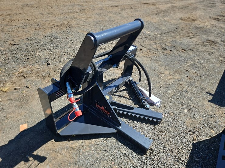 landhonor-tree/post-puller-image-2