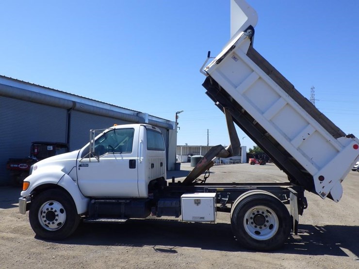 2013-ford-f650-image-5