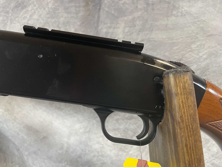 #4864-•-mossberg-model-500-12-ga.-pump-action-shotgun,-sn:-v1385461-image-26