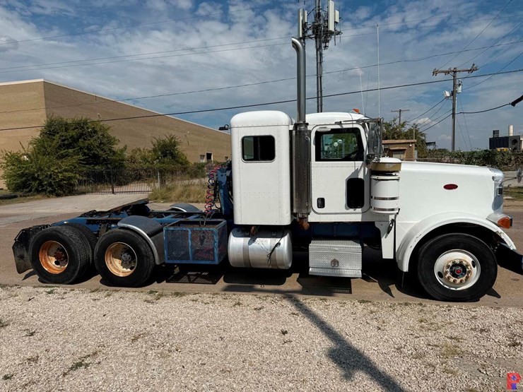 2006-peterbilt-378-image-2