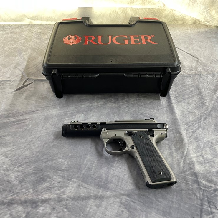 #4002 • Ruger Mark IV 22/45 Lite, SN: 500643563