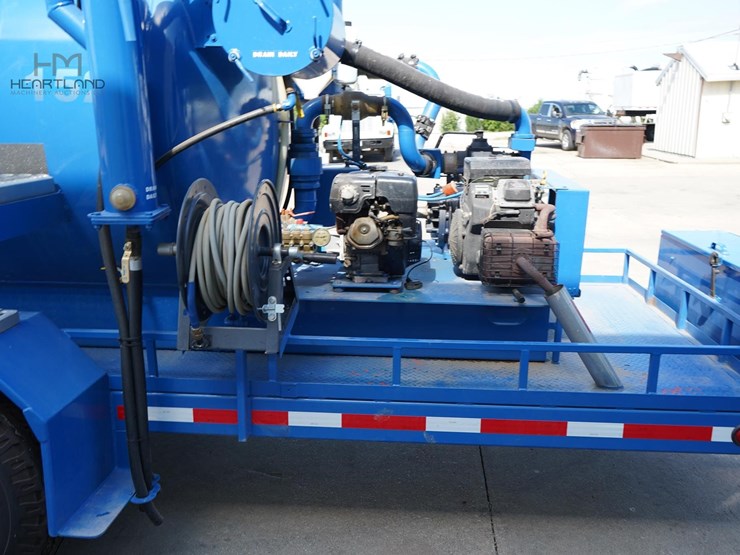 slabach-portable-hydro-excavator-1016-image-9