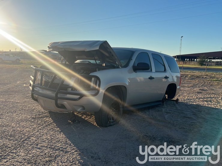 2009-chevrolet-tahoe-image-1