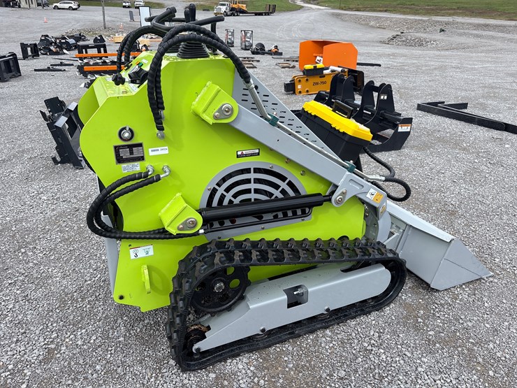 #29324-•-new-2025-landhero-ldh-t460-mini-skid-steer-image-5